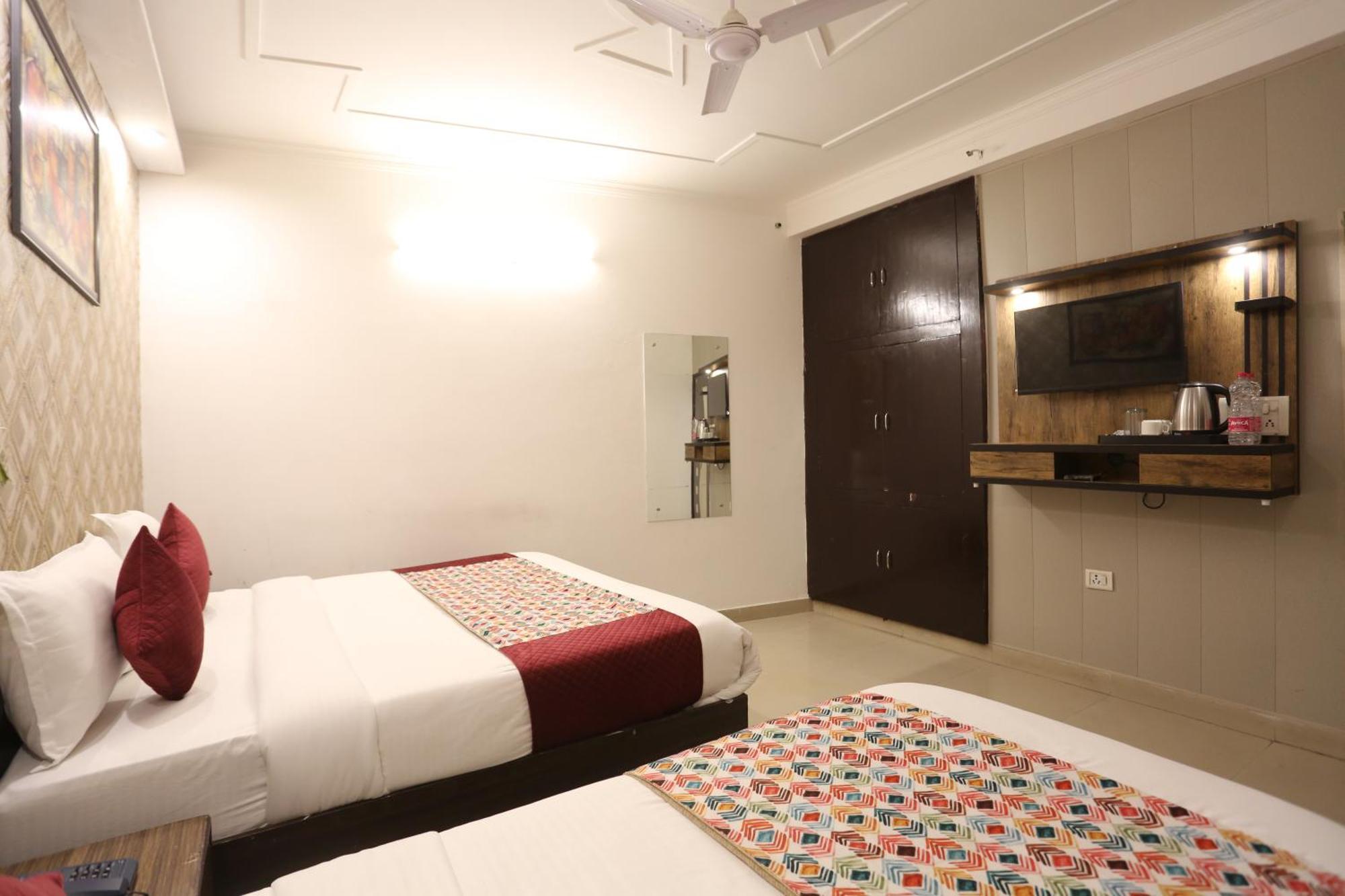 Backpackers - Ink Hotels Delhi Airport By Ss Group 뉴델리 외부 사진