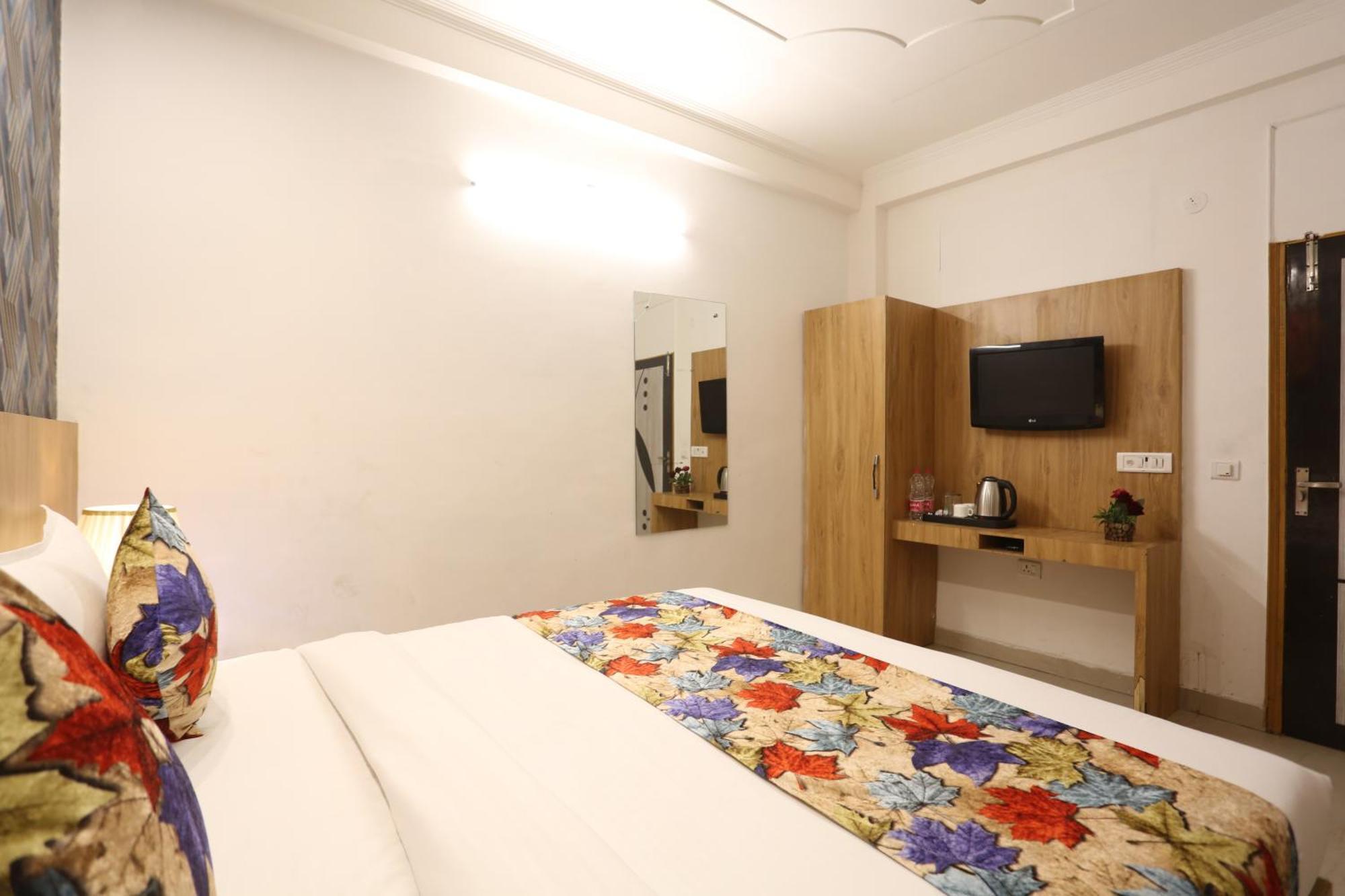 Backpackers - Ink Hotels Delhi Airport By Ss Group 뉴델리 외부 사진